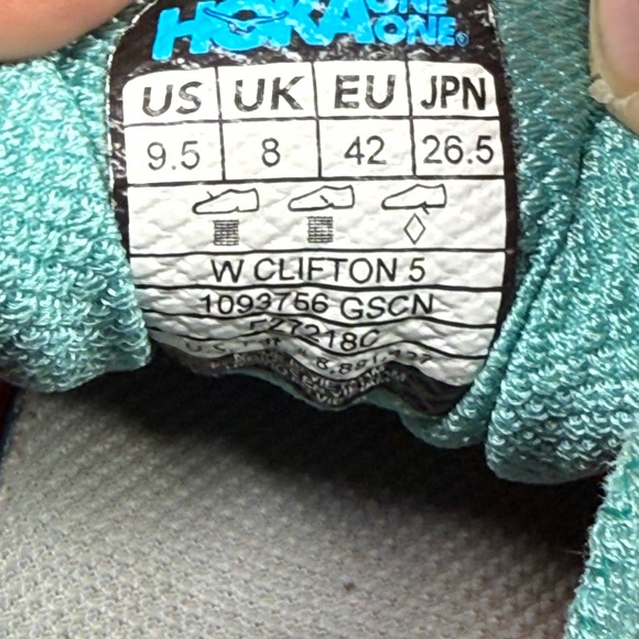 Hoka One One Teal and Pink Clifton 5 (Women’s 9.5) - Picture 8 of 8
